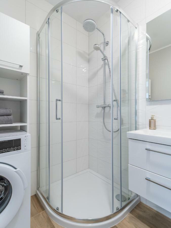 Apartament Rybacka 12A/20, Kolobrzeg - 3 Pokoje Exteriör bild